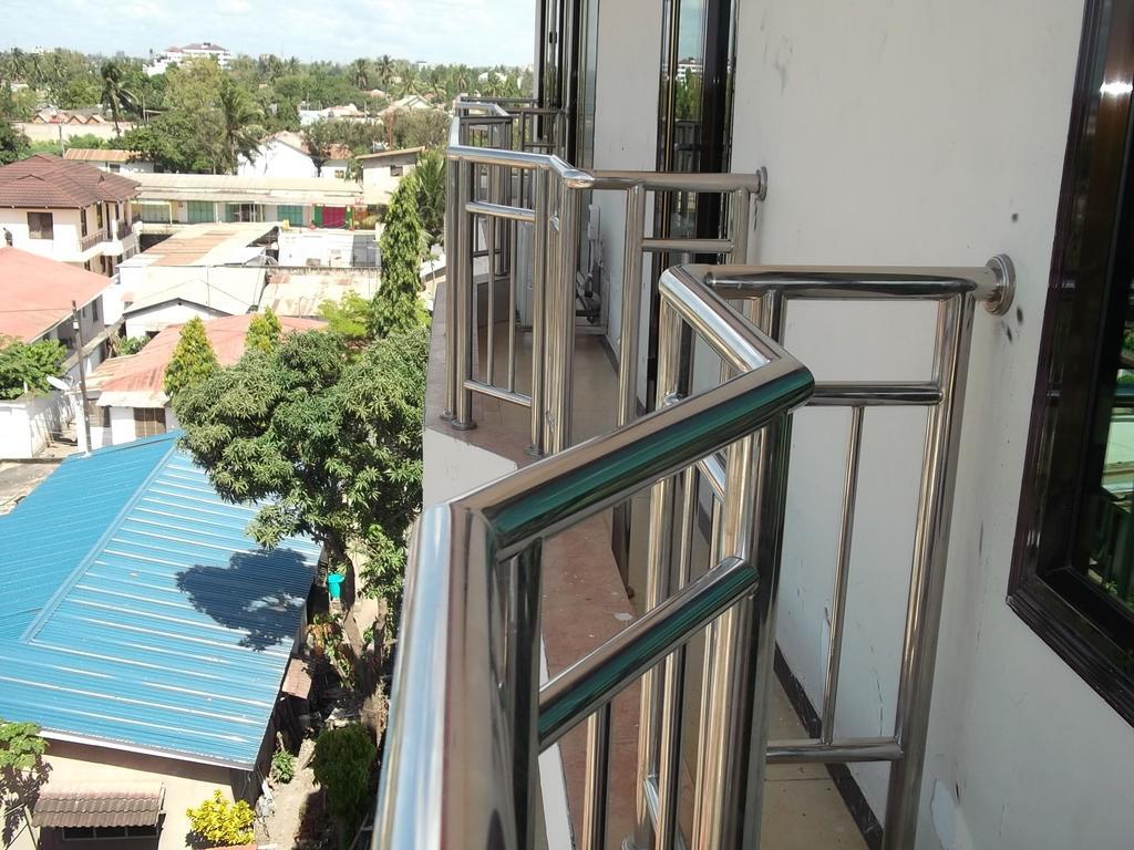 Star City Hotel Dar es Salaam Room photo